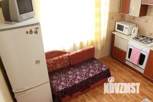 1-к квартира, посуточно, 32м2, 9/9 этаж